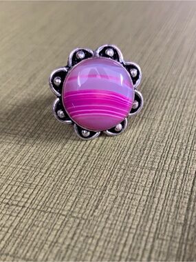Vintage Pink Agate & Silver Flower Ring